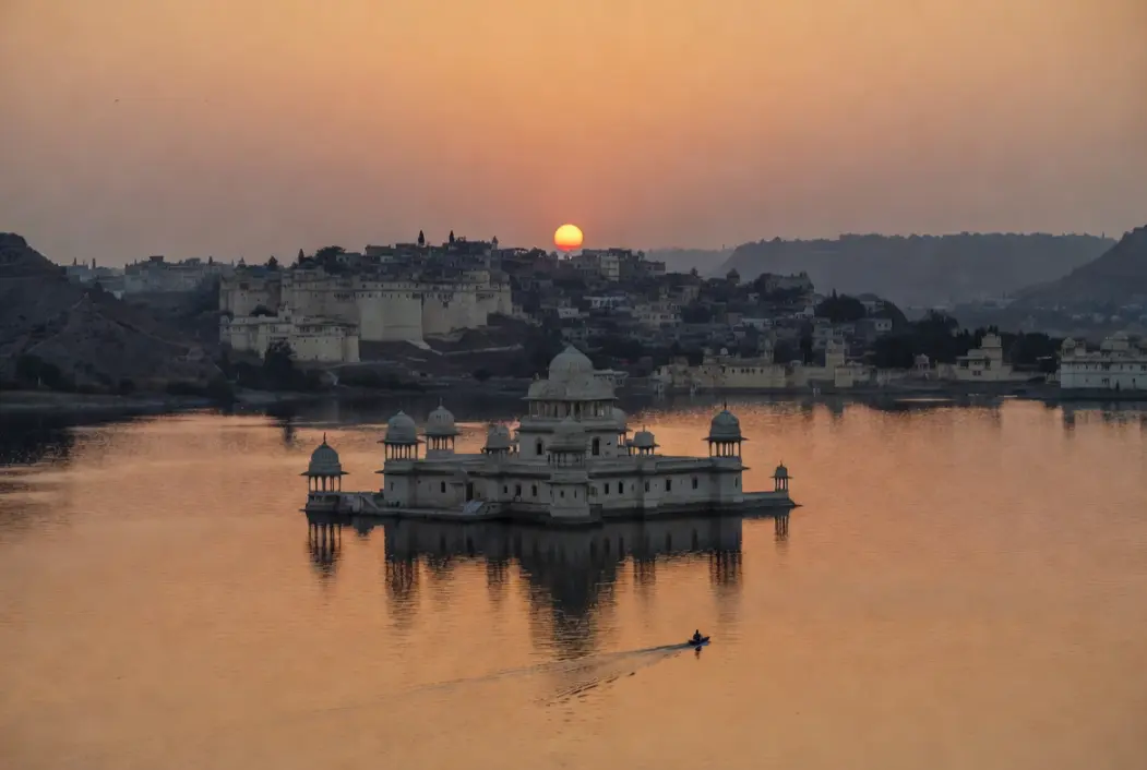 unique hotels
Taj Lake Palace, Udaipur, India