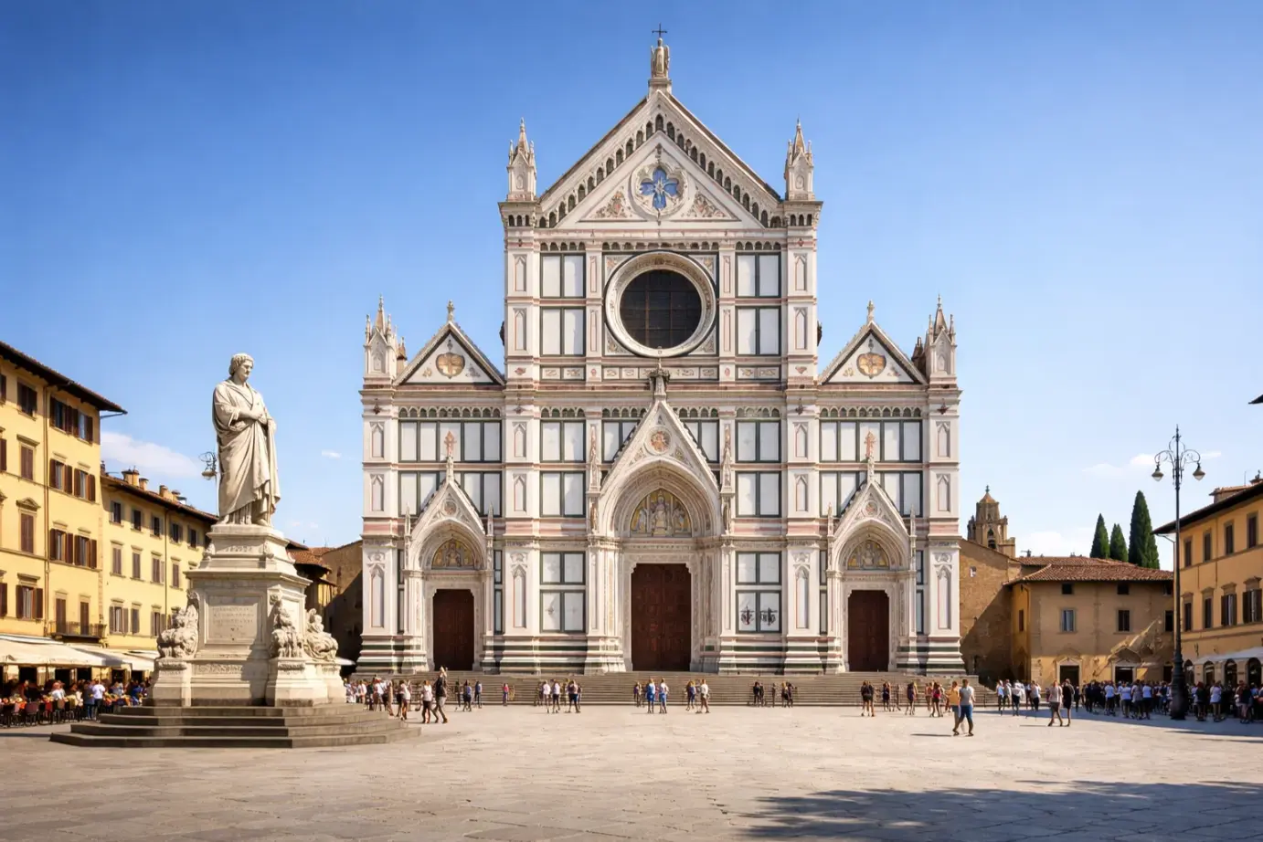 Things to do in Florence
Visit the Basilica di Santa Croce