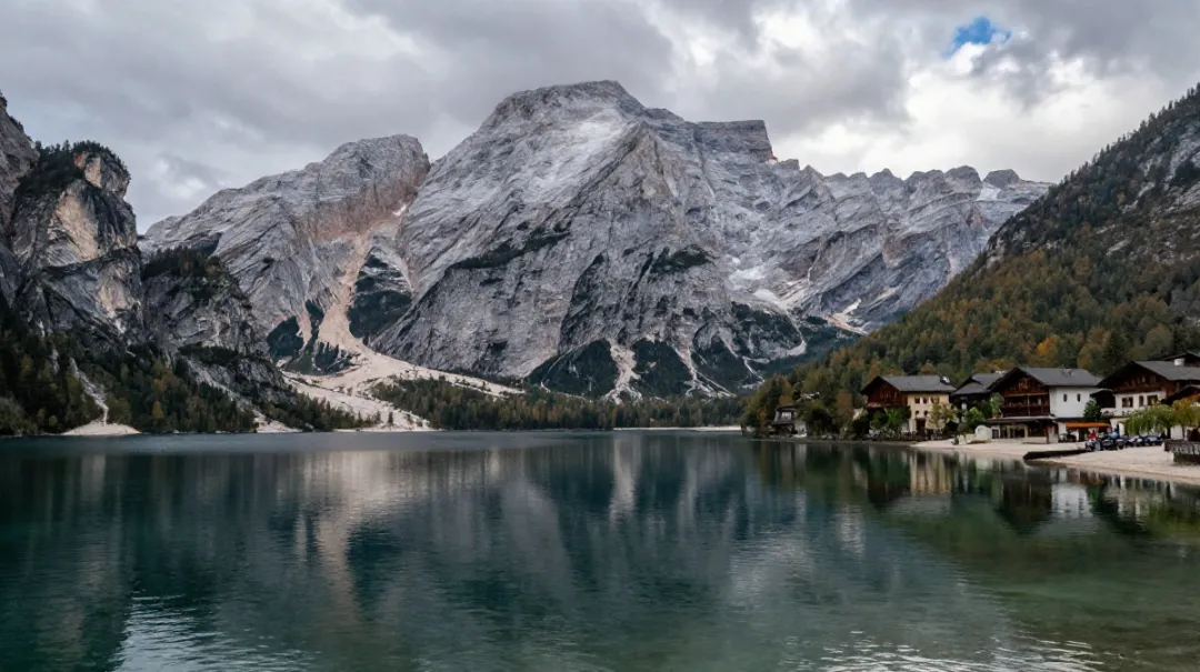 where to stay in the dolomites
Alleghe and the Civetta Area